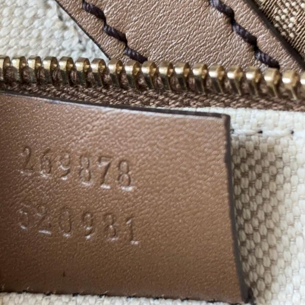 Authentic Gucci GG Canvas Tote Bag with Attached Gucci Leather Pouch - Picture 13 of 14